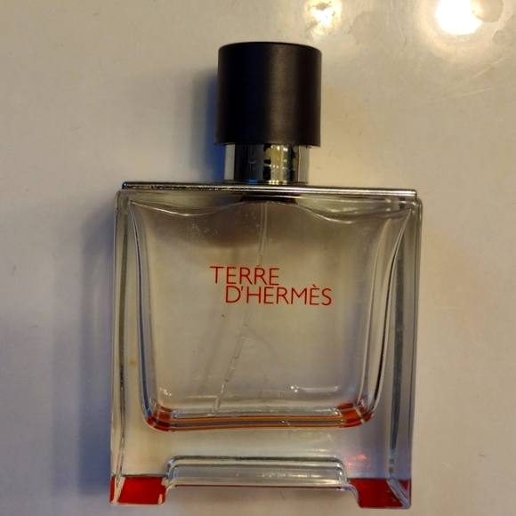 TERRE D'HERMèS collectors cologne bottle. - Picture 1 of 4
